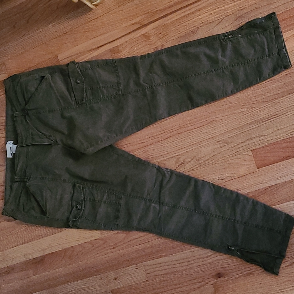 Old Navy Cargo pants